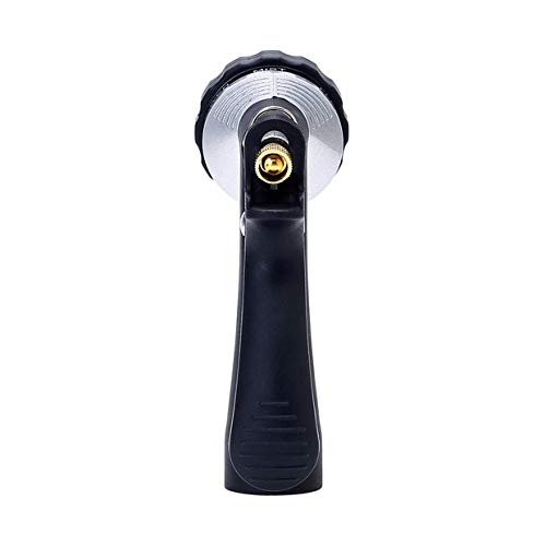 GREEN MOUNT quick attach-detach to standard hoses for fast setup.