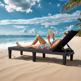 Greesum chaise lounge grid-ventilation design keeps you cooler