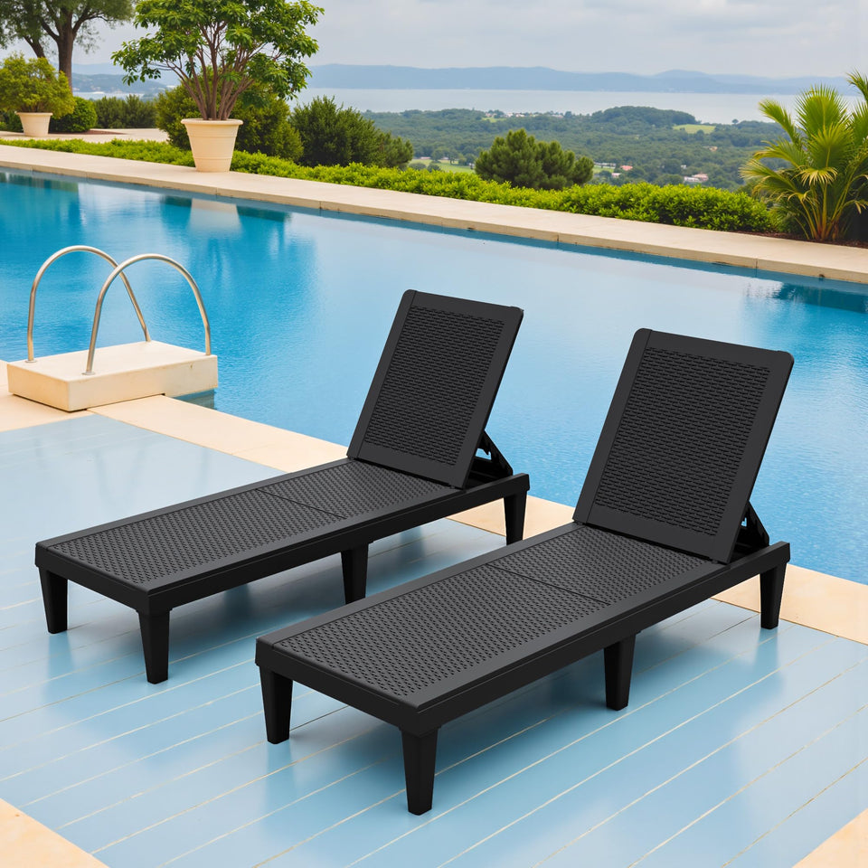 Greesum outdoor chaise lounge set in black placed poolside for sunbathing