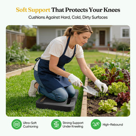 Grenebo kneeling pad on grass demonstrating stable grip during gardening
