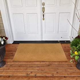 GRETJOB welcome mat for entryways blends rustic style with easy customization.