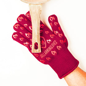 Grill Armor Gloves grip action showing dexterity while handling hot food.