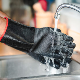 Grill Armor Gloves hanging loop enables quick drying and storage.