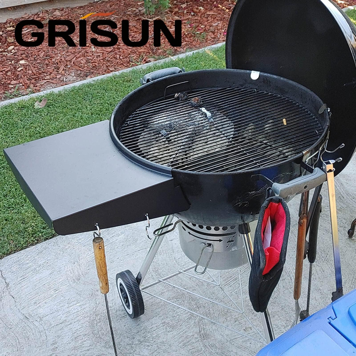 Grisun shelf includes four hooks to hang tools and brushes