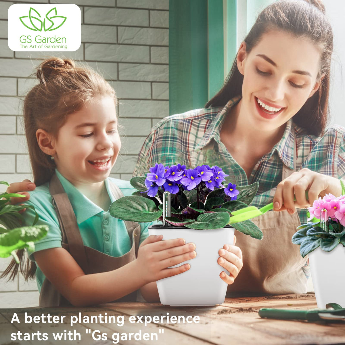 GS Garden self-watering planter close-up with water level indicator for easy indoor care.