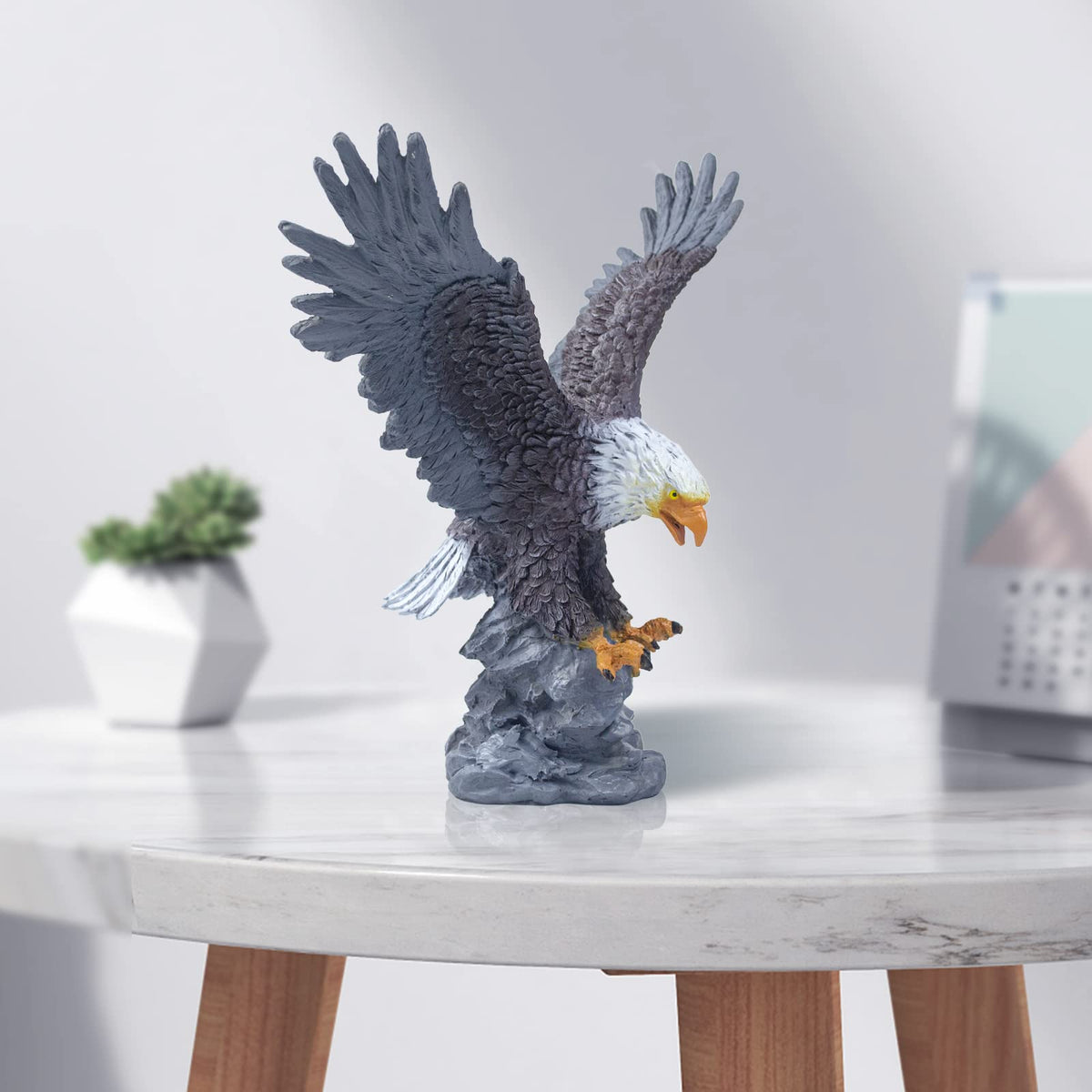 GULADUS versatile eagle ornament for 20-30 ft poles
