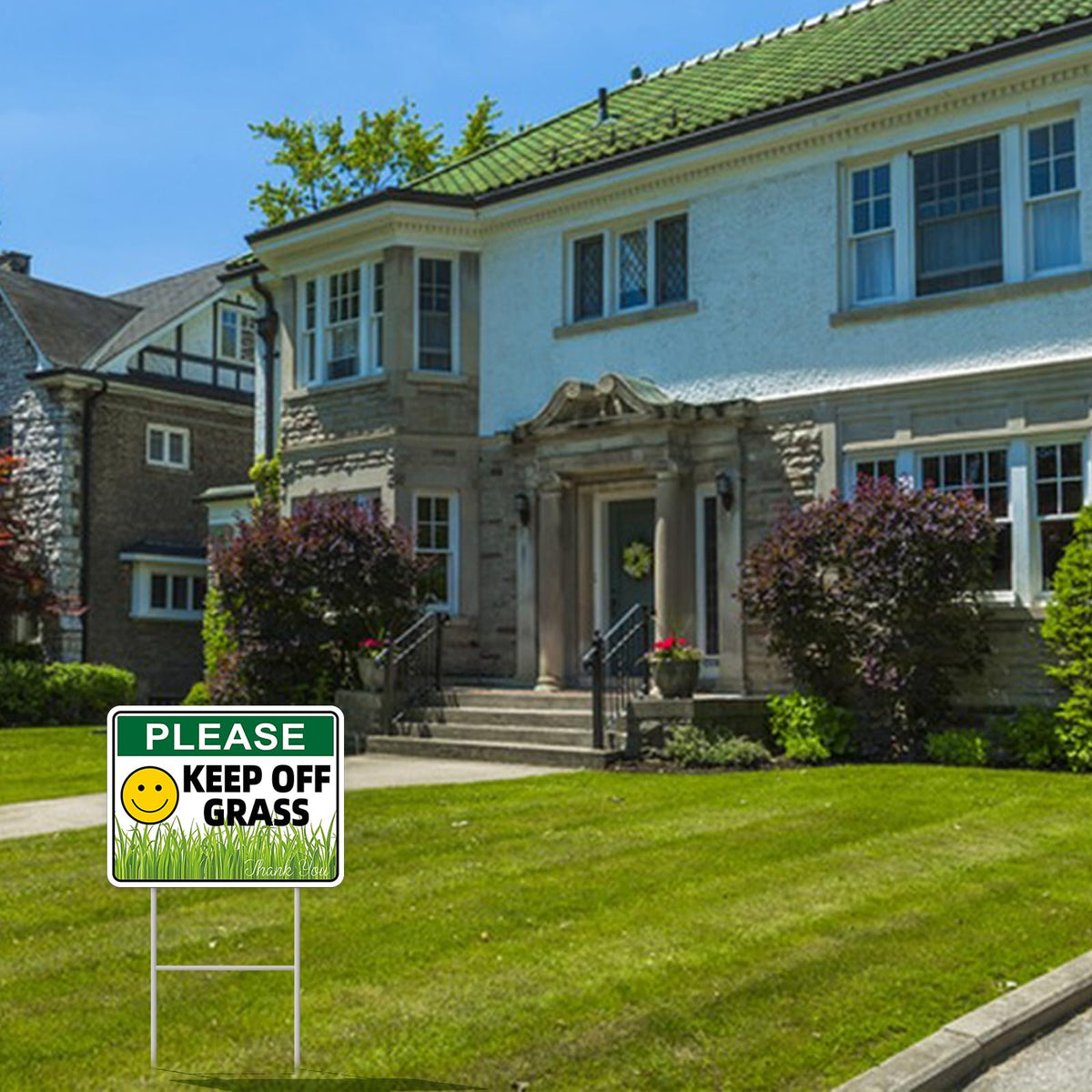 GXGGUS Wide yard display clearly marks restricted areas