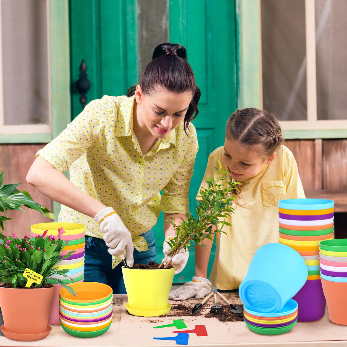 Hahood versatile pots suitable for indoor and outdoor planting.