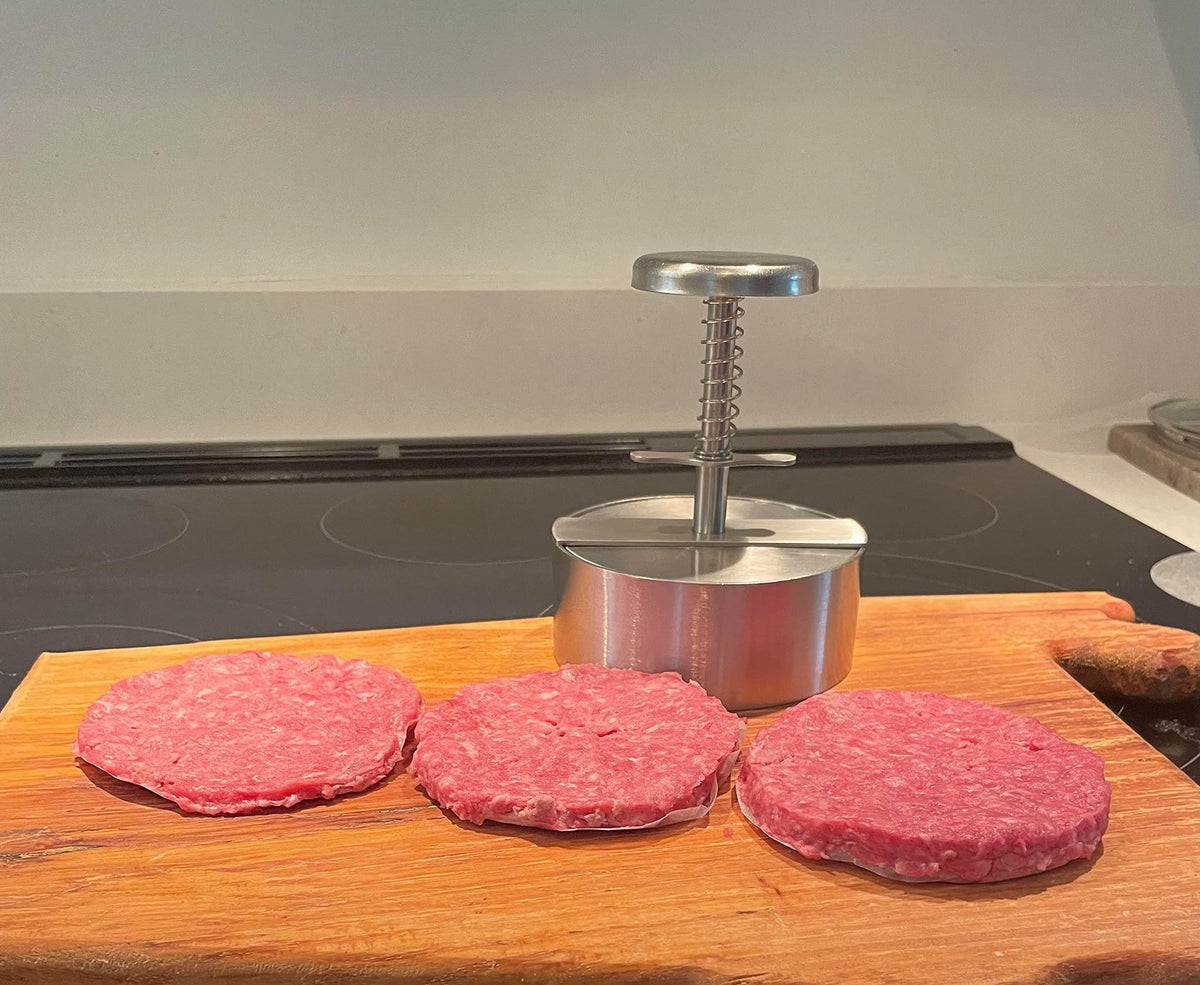 Hanerk XL Burger Press features non-stick friendly operation with wax paper