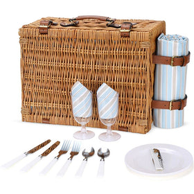 HappyPicnic napkins packet provides clean, coordinated dining extras for easy cleanup.