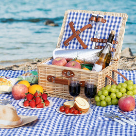 HappyPicnic waterproof-blanket-57x47 provides dry seating on damp grass.