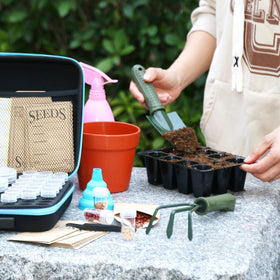 Hasumcol mesh pouch adds space for extra seed packets