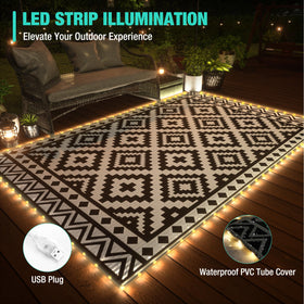 HAUSHOF reversible plastic straw rug for versatile outdoor décor