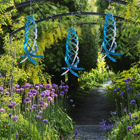 Hausse nylon lanyard included for secure outdoor installation.