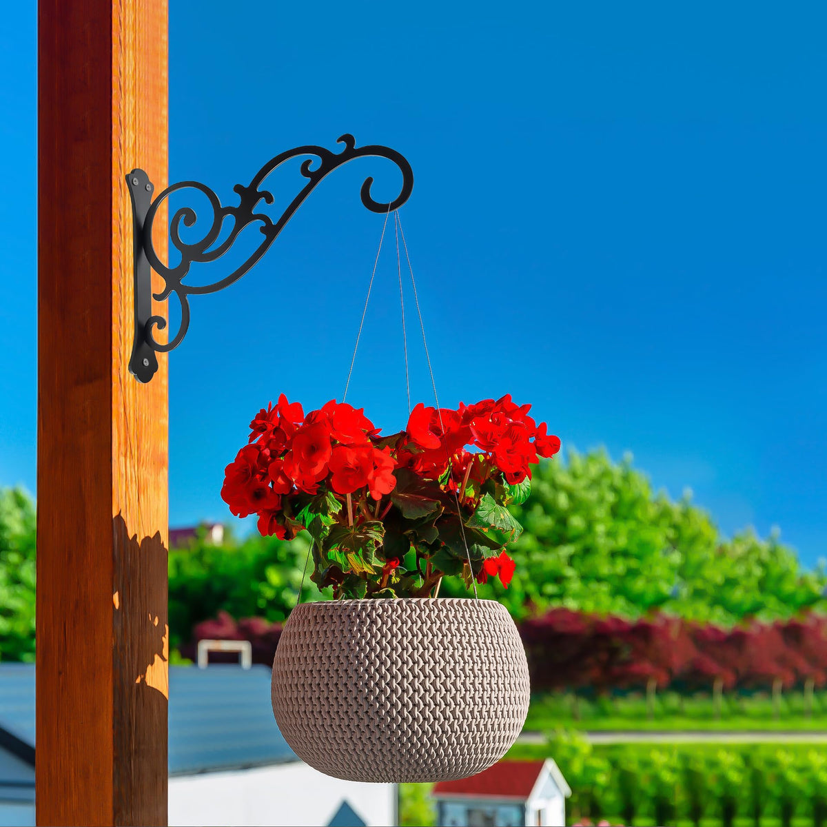 HCDHAKN plant lantern hanger bracket for lanterns and plants.