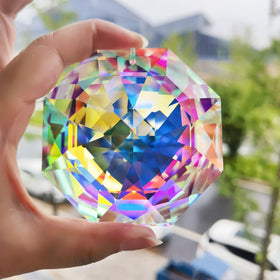 HDCRYSTALGIFTS AB colored crystal beads refract sunlight into vivid hues