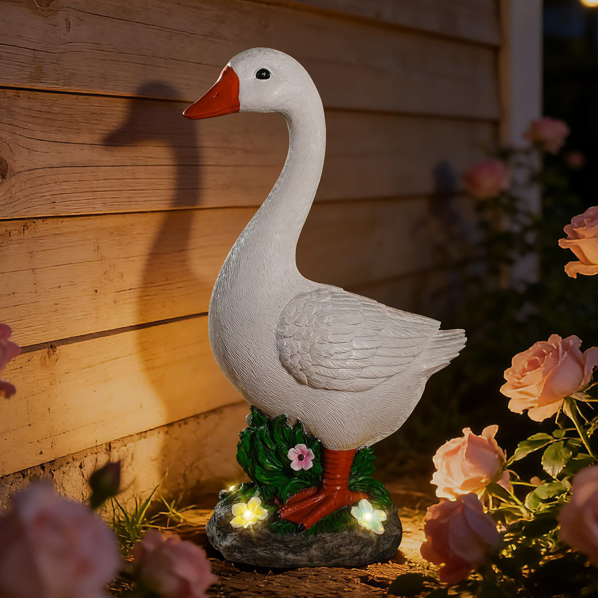HDNICEZM versatile indoor or outdoor goose sculpture for cozy corners
