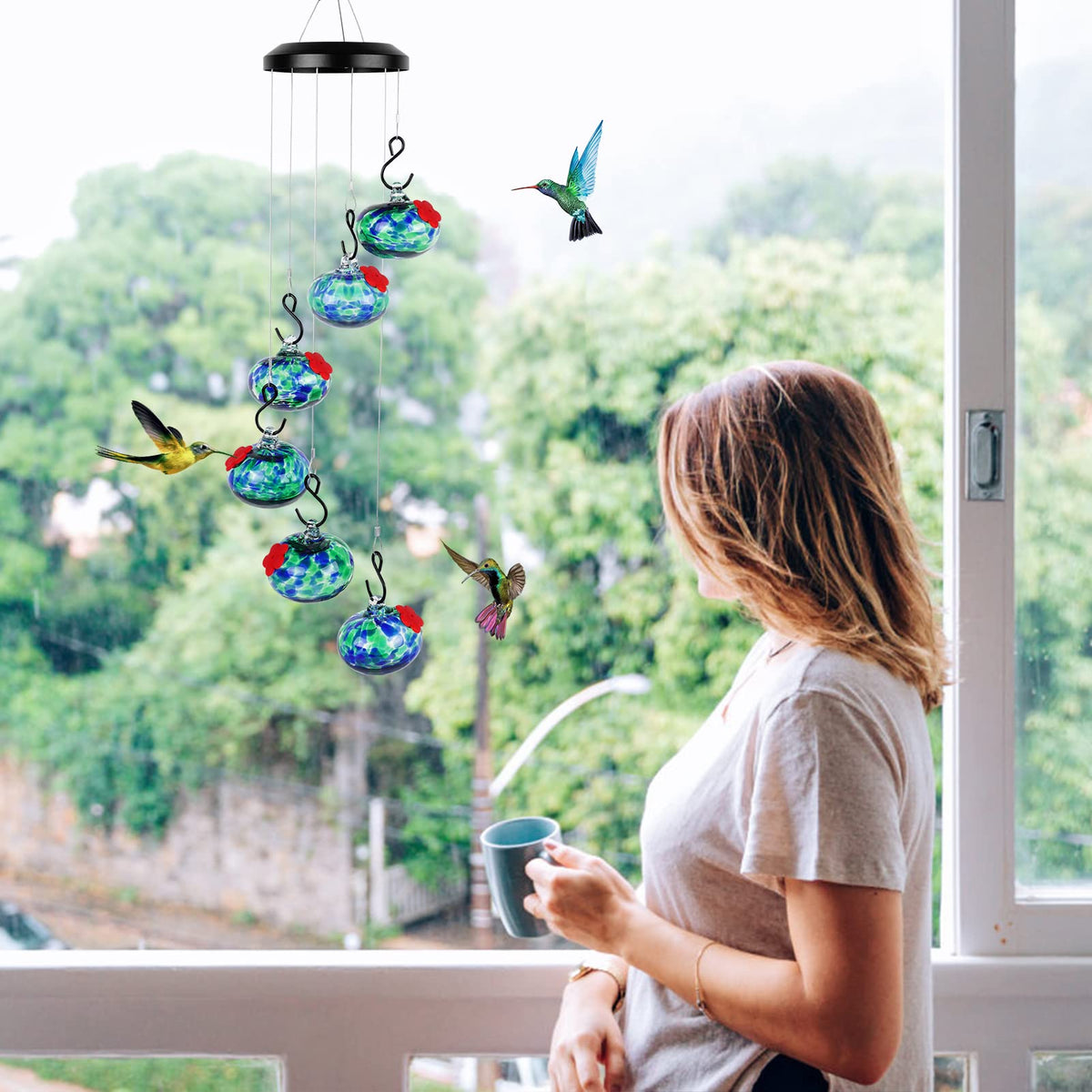 Headak Life lightweight design makes hanging and repositioning simple.
