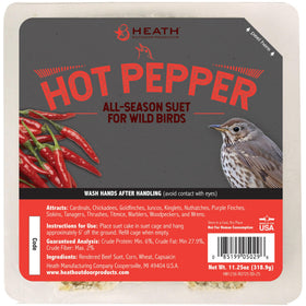 Heath Outdoor DD-25 hot pepper suet cake packaging showing a 12-pack for seasonal feeding.