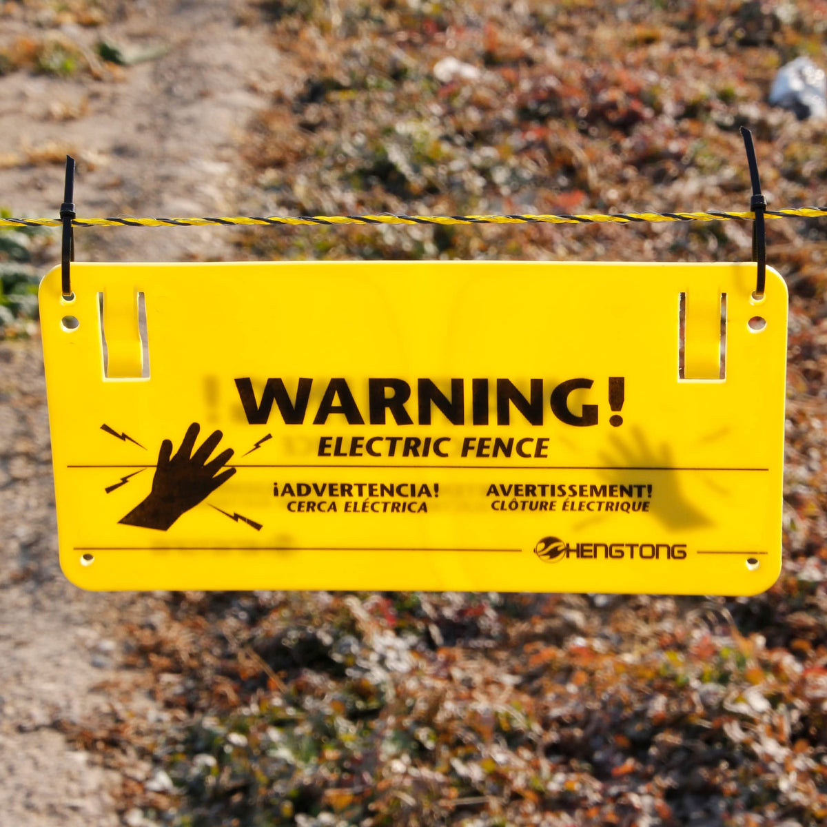 HENGTONG easy-install electric fence sign ready for quick setup
