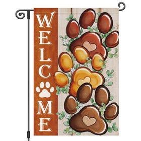 Heyfibro Welcome Flag shows dog paw, double-sided view for bright outdoor display on porch