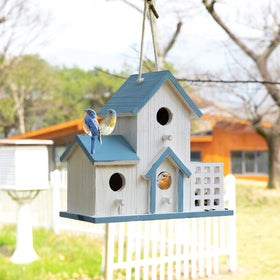 HHWODB multi-entry habitat supports visits from multiple bird species