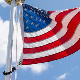 Hicarer black flagpole accessory complements modern flagpole setups.