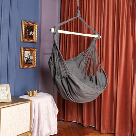 Vacuum storage bag for convenient packing and travel