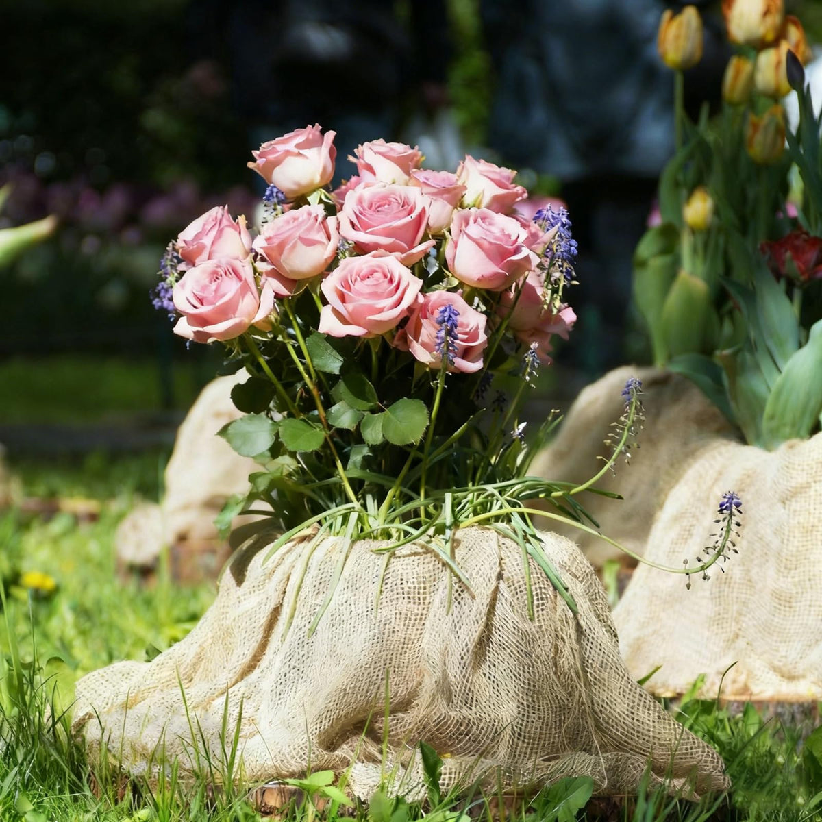 Himake burlap roll used in rustic DIY crafts and decor