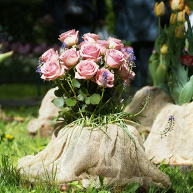 Himake burlap roll used in rustic DIY crafts and decor