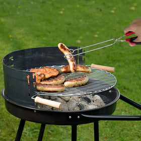 Hinmay multi-purpose tongs handle meat, vegetables, and more with confidence.