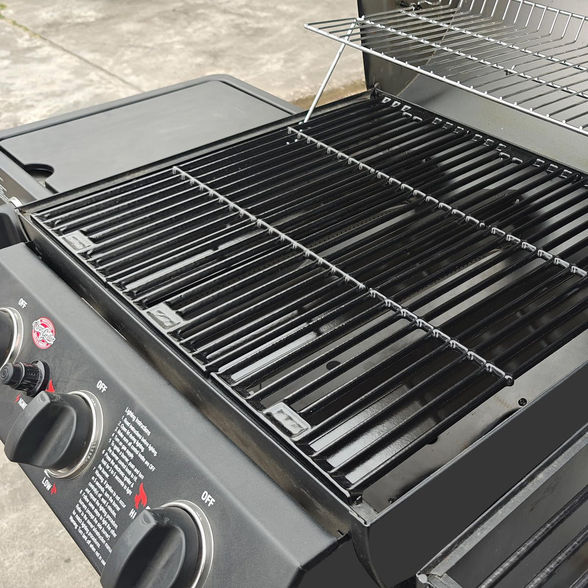 Hisencn Chargriller igniters simplify lighting with reliable sparks.