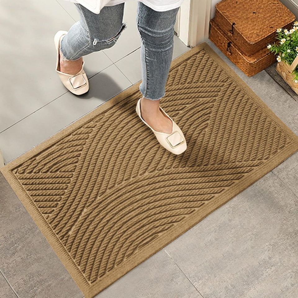 HIYARD front door mat close-up highlighting absorbent surface for mud and moisture control.
