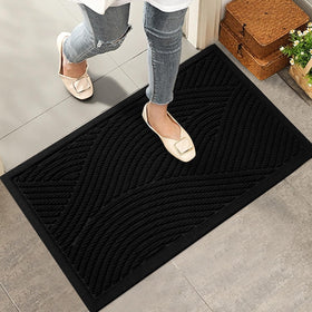 HIYARD front door mat absorbs moisture and traps dirt for a cleaner entry