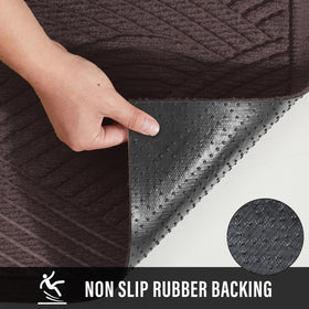 HIYARD mat showing stain and fade resistance for year-round curb appeal.