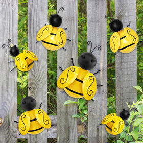 HKKDKTA Garden bee decor is easy to hang and weatherproof for year-round display.