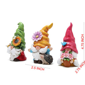 Hodao handmade resin gnomes set for year-round display.