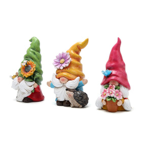 Hodao spring gnome desk display adds color to shelves or trays.
