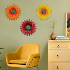 Hogardeck coral-red finish bloom brightens living spaces