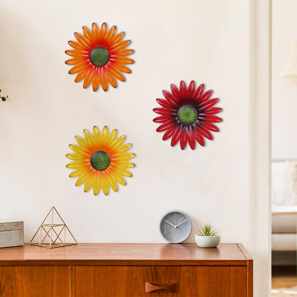 Hogardeck weather-resistant metal blooms withstand sun and rain outdoors