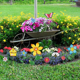 Hogardeck metal flower stakes easy to install with sturdy stakes.