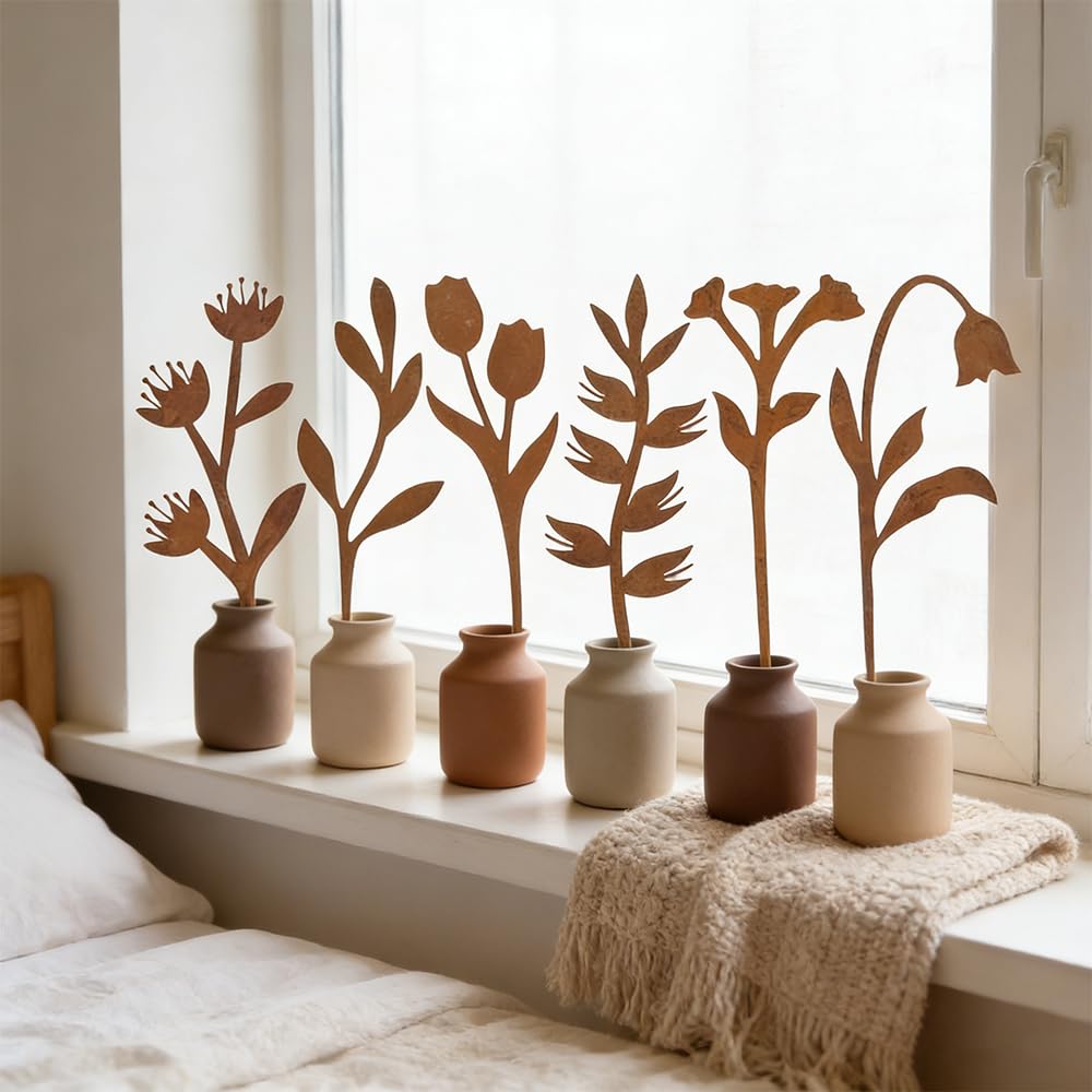 Hogardeck rustic flower stake set elevates yard landscaping with vintage vibe.