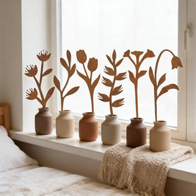 Hogardeck rustic flower stake set elevates yard landscaping with vintage vibe.