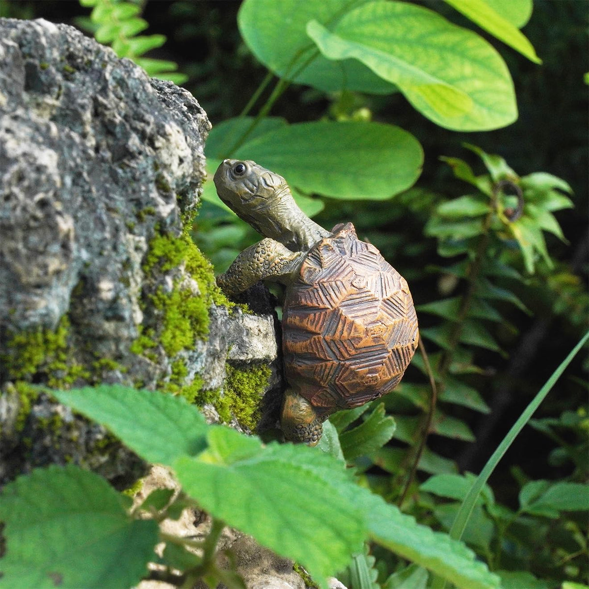 HoiiYoza desk turtle ornament pairs with small plants for desk charm