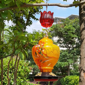 HOLAHOMA ant-protection keeps nectar clean from ants during outdoor use.