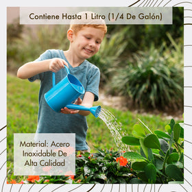 Homarden easy grip handle on a kid friendly watering can