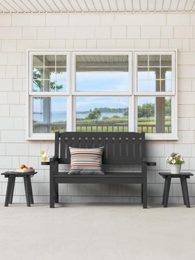 Sleek black finish on Homenjoy outdoor side table for modern spaces.