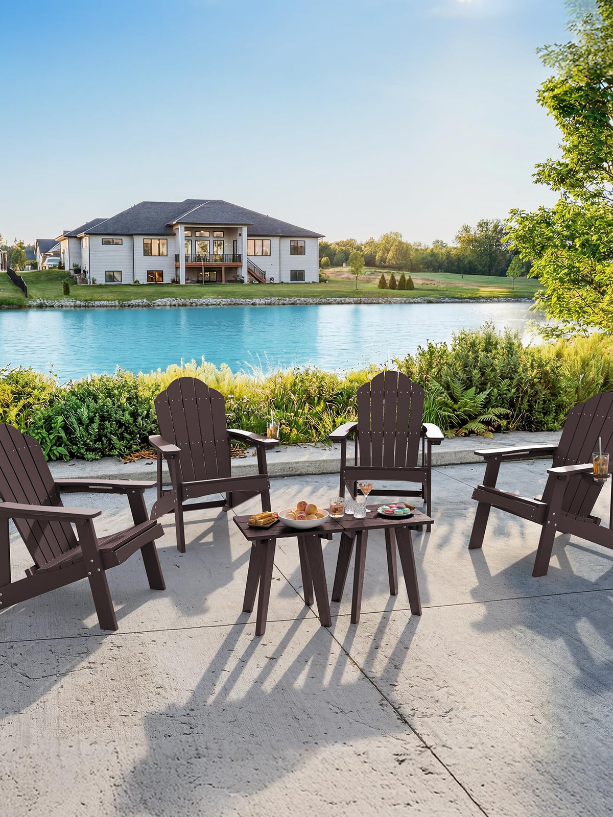 Homenjoy fade-resistant HDPE finish preserves color in sun and rain.