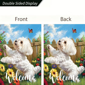 HOMETITUTE Farmhouse-style garden banner adds seasonal charm.