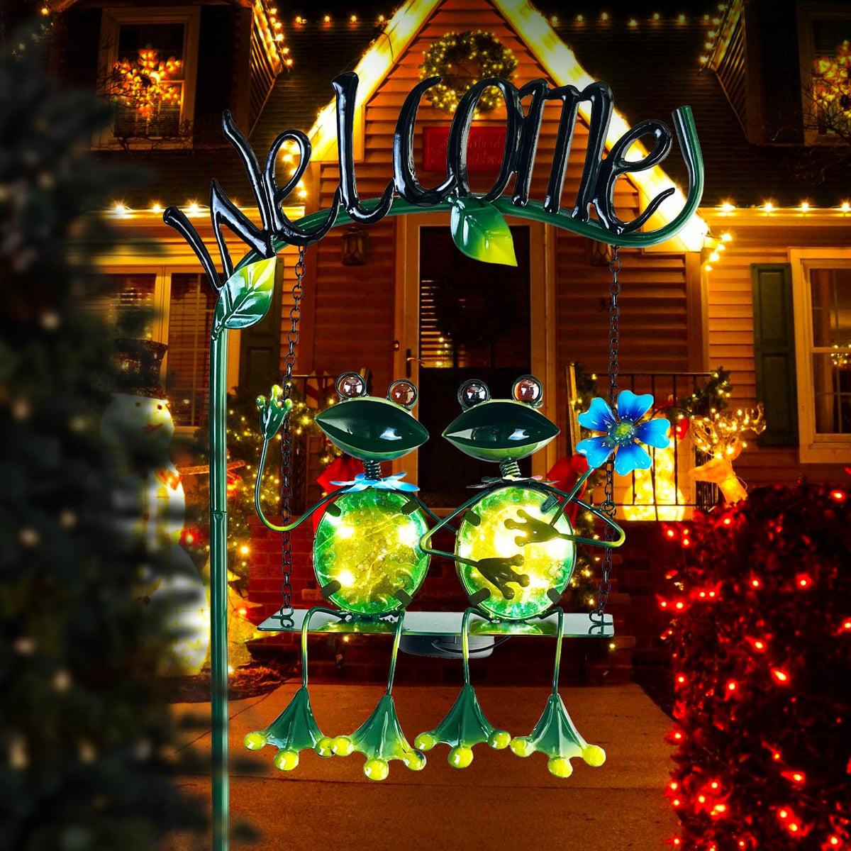 HONGLAND frog lights make a thoughtful garden gift.
